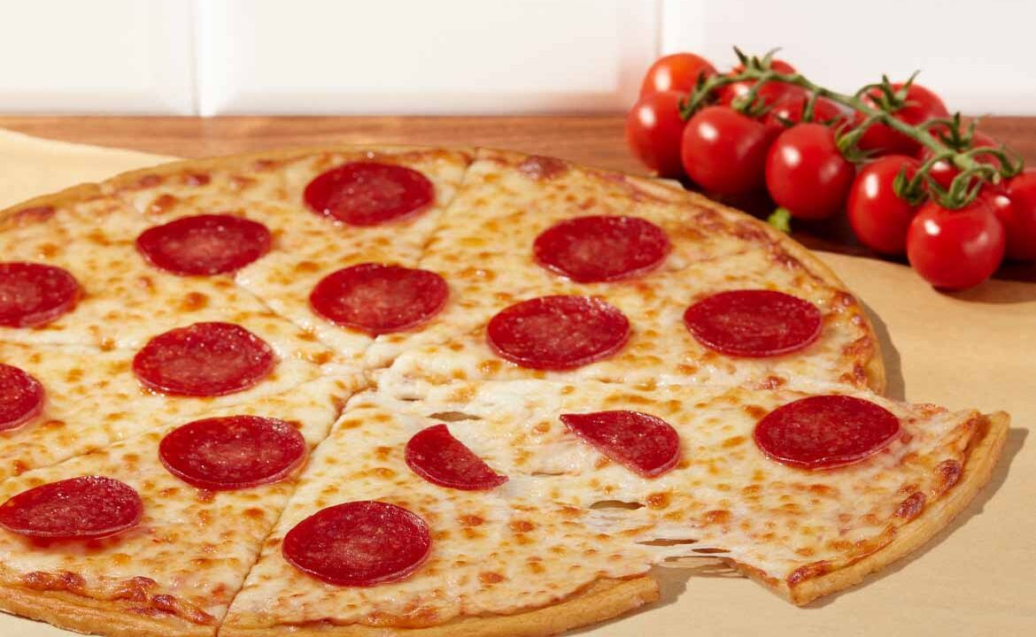 Pepperoni Pizza, Thin & Crispy